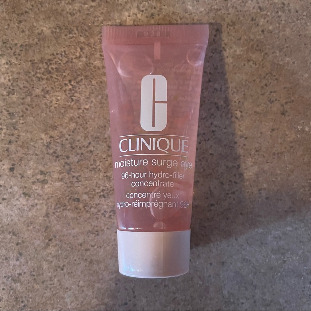NWT Clinique Moisture Surge Eye Sample Size .5 fl. oz.